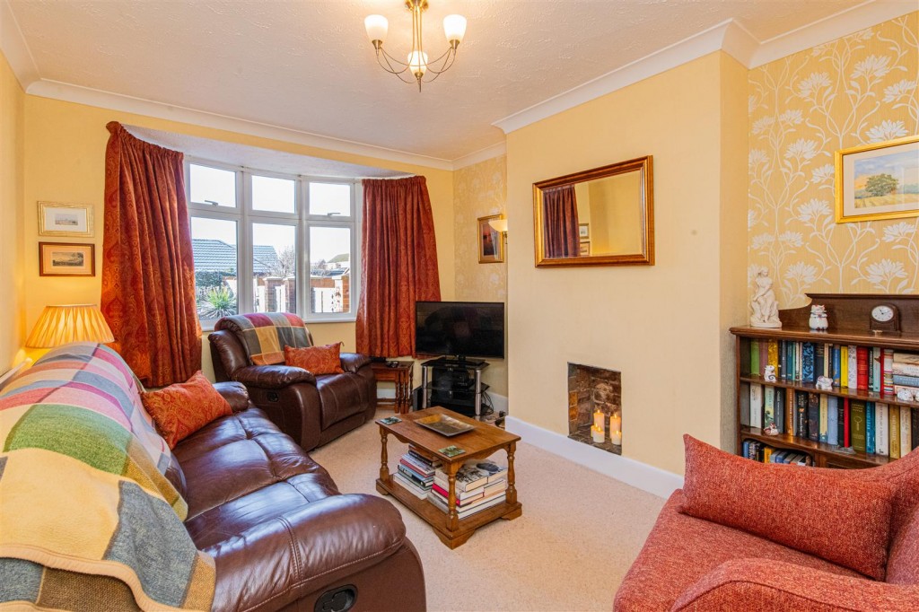 Images for Whitney Road, Burton Latimer EAID:oscarjamesapi BID:3