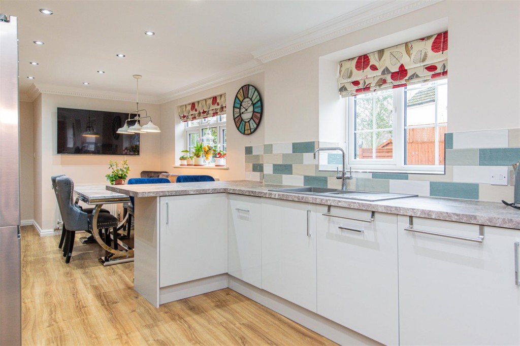 Images for Bakehouse Lane, Burton Latimer EAID:oscarjamesapi BID:3