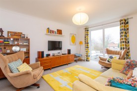 Images for The Heights, Market Harborough