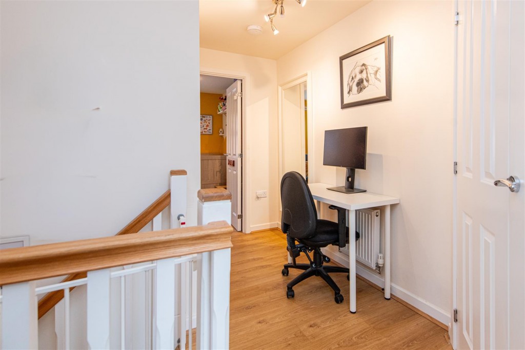 Images for Bush Road, Kibworth Harcourt EAID:oscarjamesapi BID:5