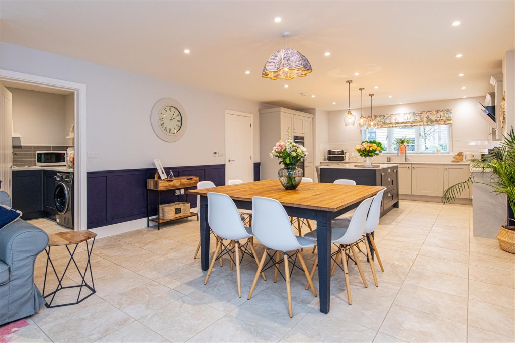 Images for Lake Drive, Weldon EAID:oscarjamesapi BID:4