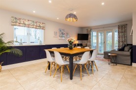 Images for Lake Drive, Weldon