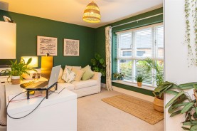 Images for Lake Drive, Weldon