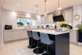 Images for Lake Drive, Weldon