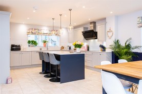 Images for Lake Drive, Weldon