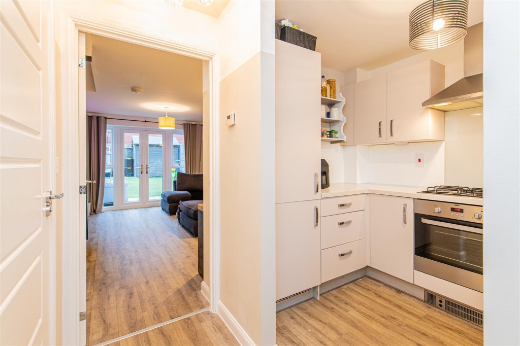 Images for Grimsthorpe Avenue, Barton Seagrave EAID:oscarjamesapi BID:2