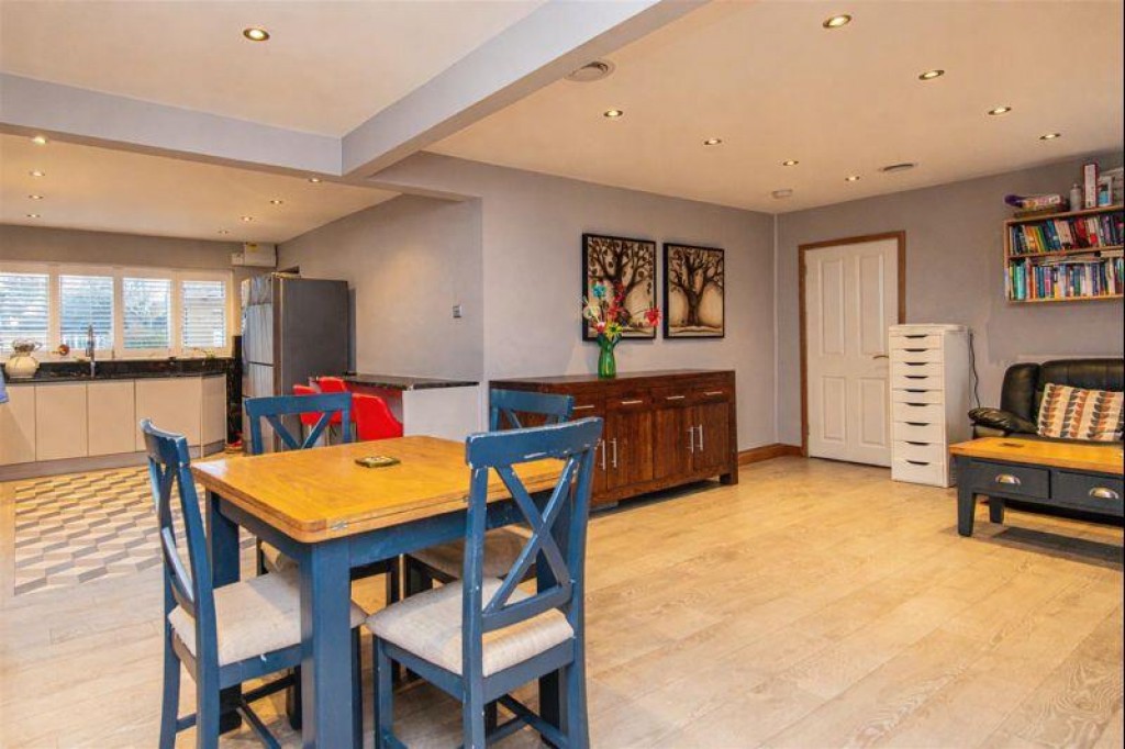 Images for Lower Street, Great Addington, Kettering EAID:oscarjamesapi BID:3