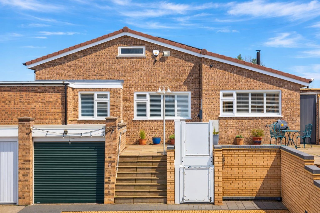 Images for Lower Street, Great Addington, Kettering EAID:oscarjamesapi BID:3