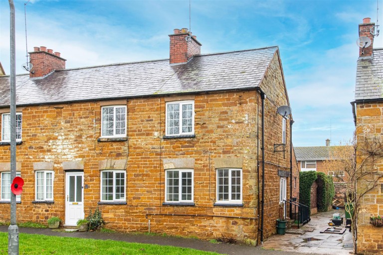 The Green, Kislingbury, Northampton - EAID:oscarjamesapi, BID:2