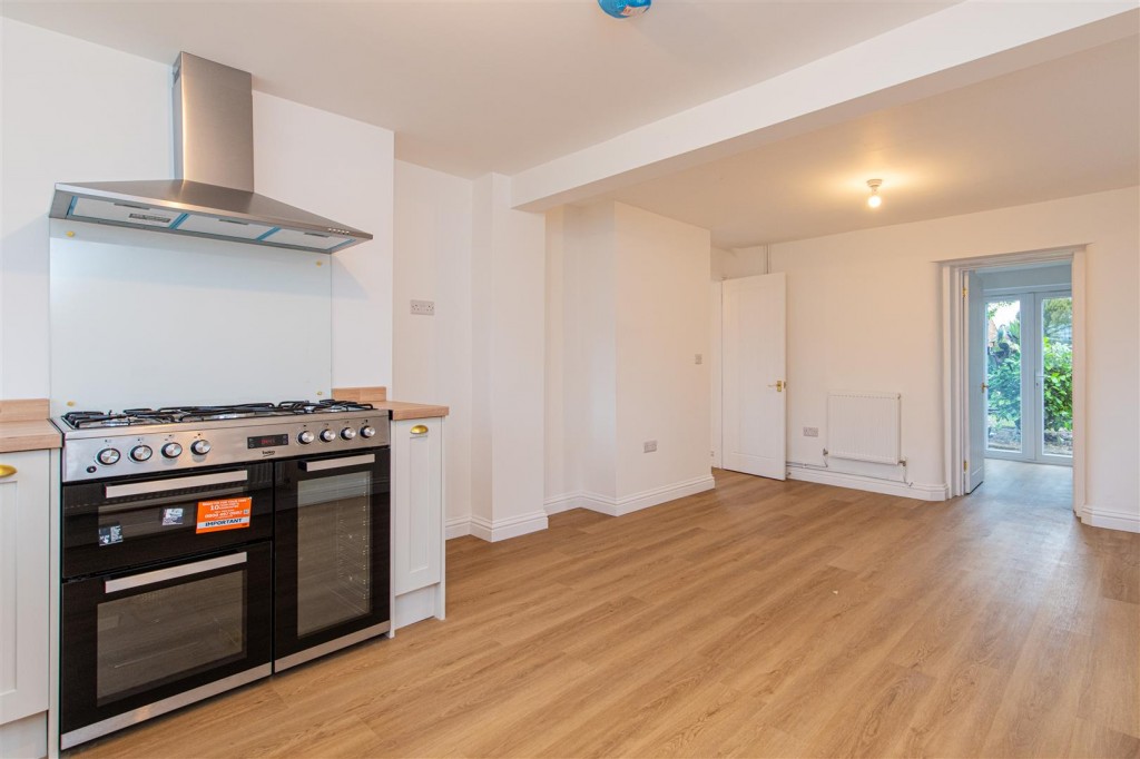 Images for The Green, Kislingbury, Northampton EAID:oscarjamesapi BID:2