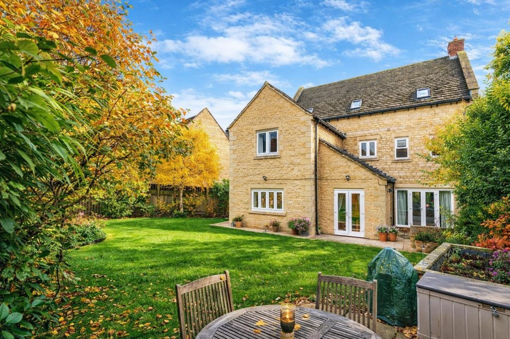 Images for The Paddocks, Stanion, Kettering EAID:oscarjamesapi BID:4