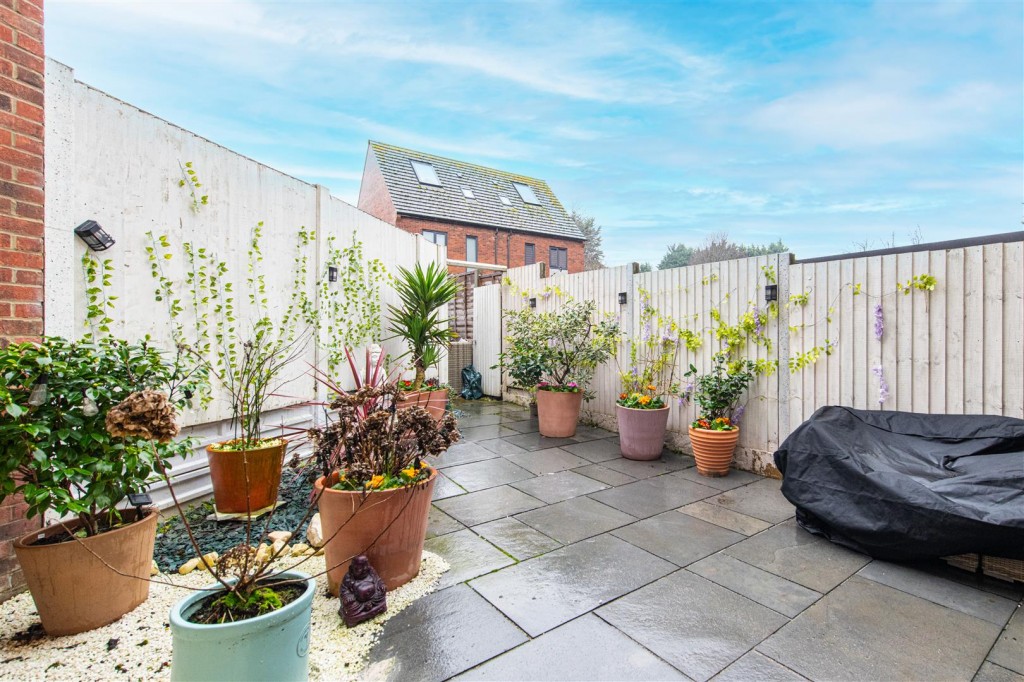 Images for Neptune Road, Wellingborough EAID:oscarjamesapi BID:6