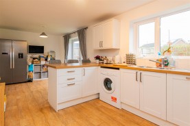 Images for Cedar Way, Wellingborough