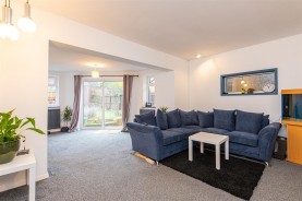 Images for Neale Avenue, Kettering