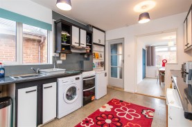 Images for Neale Avenue, Kettering