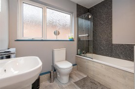 Images for Neale Avenue, Kettering