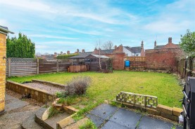 Images for Neale Avenue, Kettering