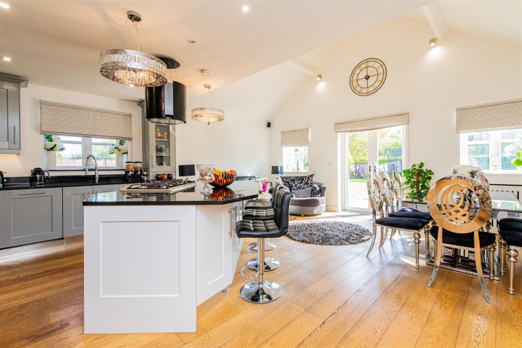 Images for Mawsley Lodge, Mawsley EAID:oscarjamesapi BID:2