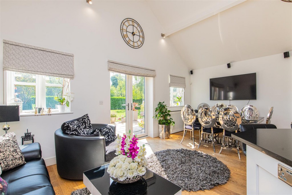 Images for Mawsley Lodge, Mawsley EAID:oscarjamesapi BID:2