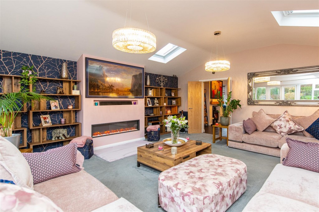 Images for Booth Rise, Northampton EAID:oscarjamesapi BID:1