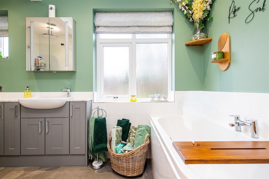 Images for Booth Rise, Northampton EAID:oscarjamesapi BID:1