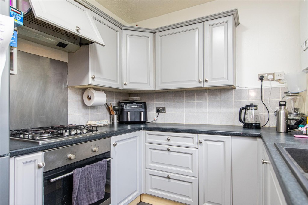 Images for Birch Road, Kettering EAID:oscarjamesapi BID:2