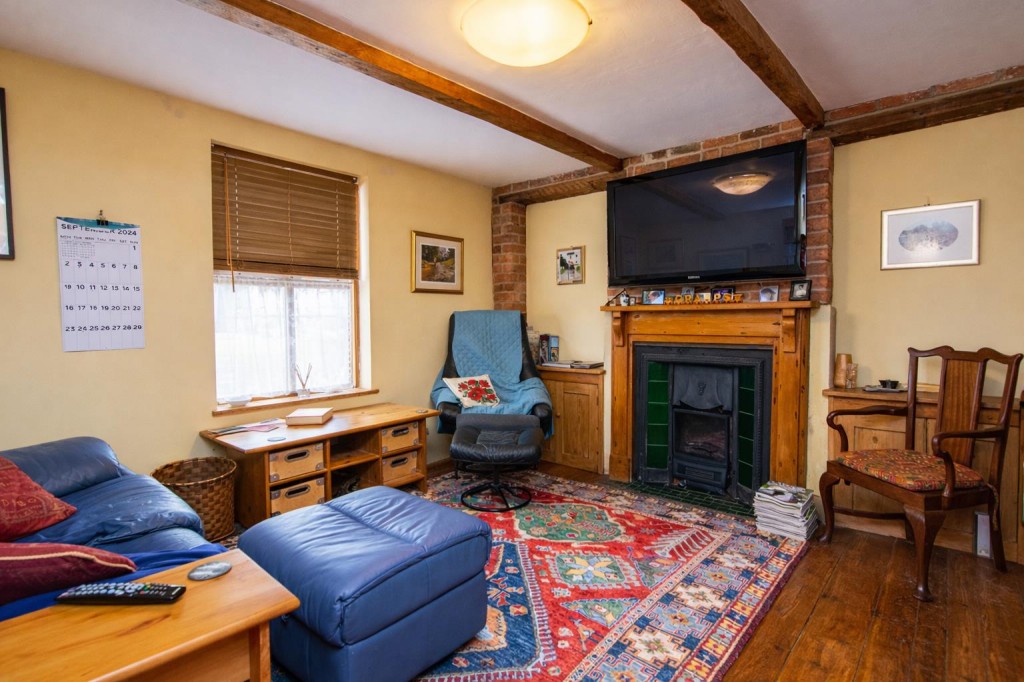 Images for Dolben Square, Finedon EAID:oscarjamesapi BID:3