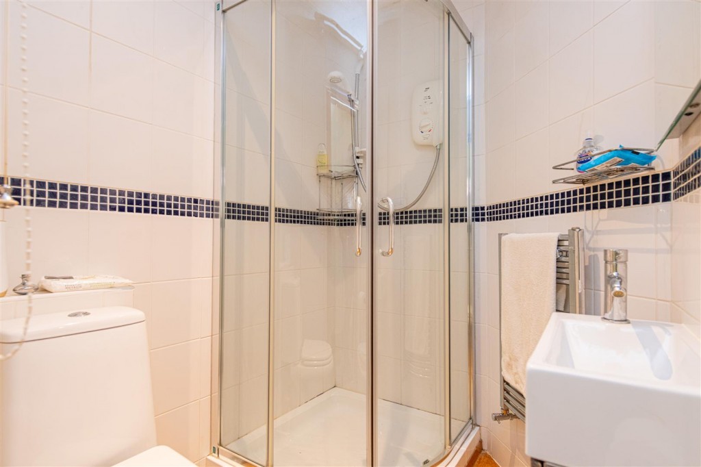 Images for Dolben Square, Finedon EAID:oscarjamesapi BID:3