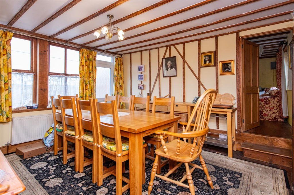 Images for Dolben Square, Finedon EAID:oscarjamesapi BID:3