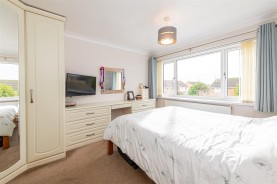 Images for Queensway, Burton Latimer