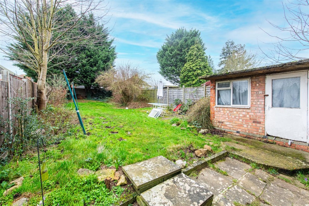 Images for Gloucester Avenue, Northampton EAID:oscarjamesapi BID:1