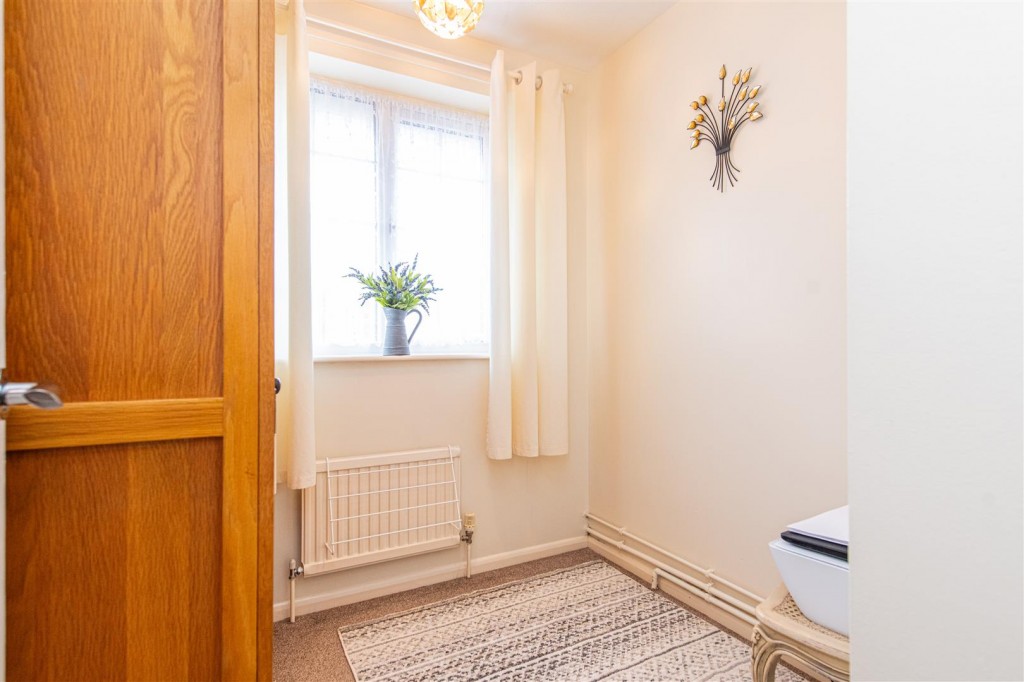 Images for Leicester Close, Kettering EAID:oscarjamesapi BID:2