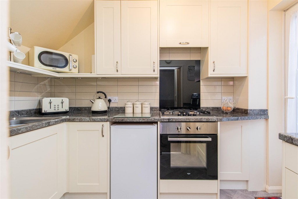 Images for Leicester Close, Kettering EAID:oscarjamesapi BID:2