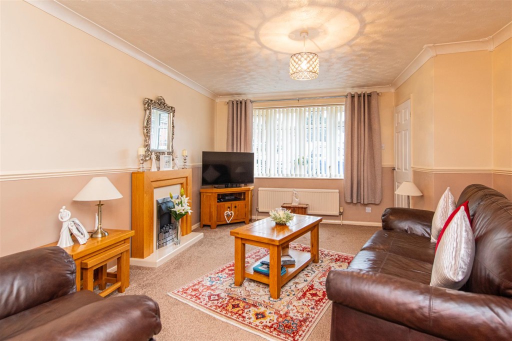 Images for Leicester Close, Kettering EAID:oscarjamesapi BID:2