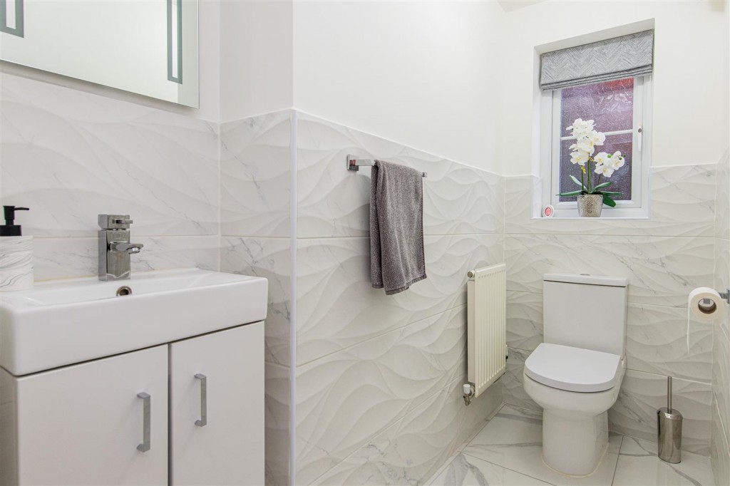 Images for Kempton Close, Corby EAID:oscarjamesapi BID:4