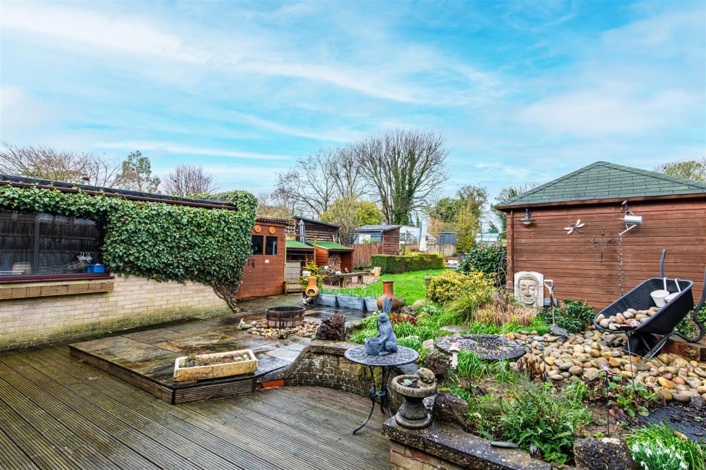 Images for Isham Road, Pytchley, Kettering EAID:oscarjamesapi BID:2