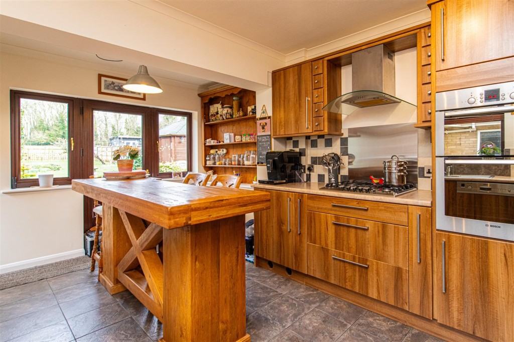 Images for Isham Road, Pytchley, Kettering EAID:oscarjamesapi BID:2