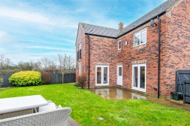 Images for Hunts Field Drive, Gretton, Corby