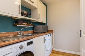 Images for Hunts Field Drive, Gretton, Corby