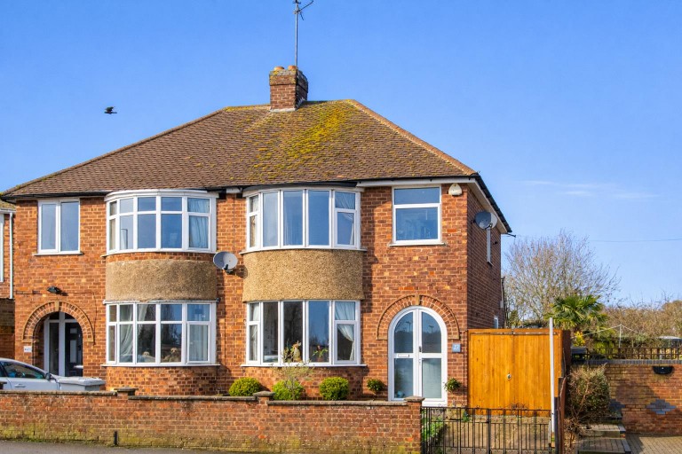 Deeble Road., Kettering - EAID:oscarjamesapi, BID:2