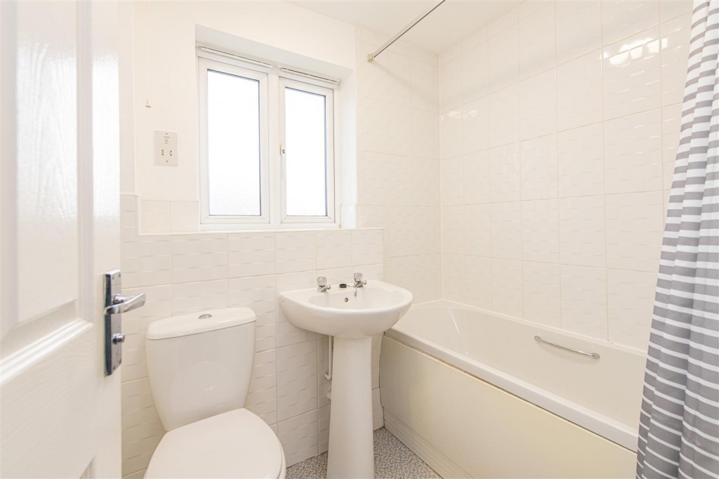 Images for Aintree Road, Corby EAID:oscarjamesapi BID:4