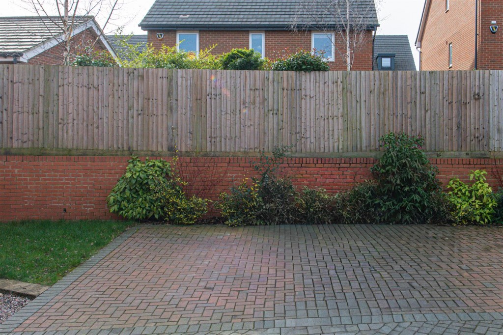Images for Pinnels Road, Wellingborough EAID:oscarjamesapi BID:6
