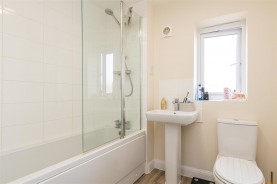 Images for Pinnels Road, Wellingborough