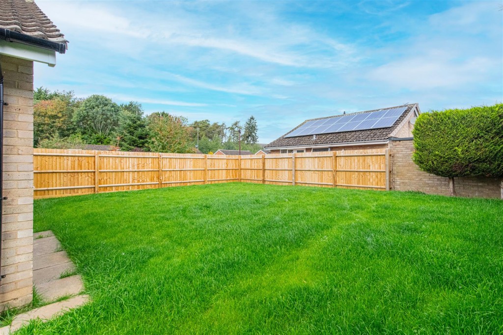 Images for Severn Way, Kettering EAID:oscarjamesapi BID:2