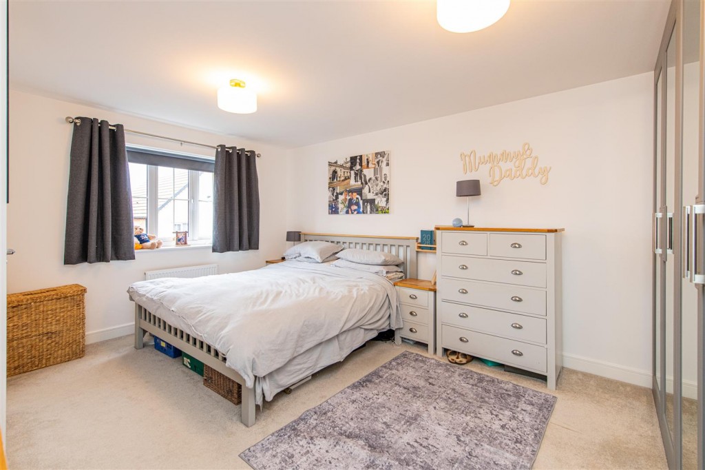 Images for Mistletoe gardens, Weldon EAID:oscarjamesapi BID:4