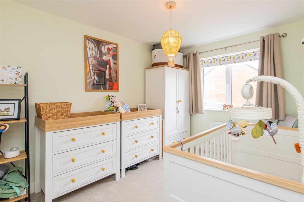 Images for Mistletoe gardens, Weldon EAID:oscarjamesapi BID:4