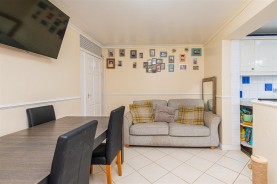 Images for Langley Court, Burton Latimer