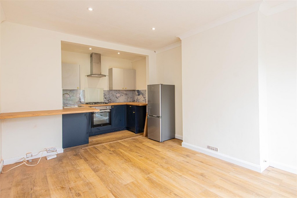 Images for Tann Road, Finedon, Wellingborough EAID:oscarjamesapi BID:3