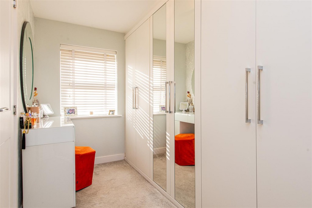 Images for Line Way, Earls Barton, Northampton EAID:oscarjamesapi BID:6