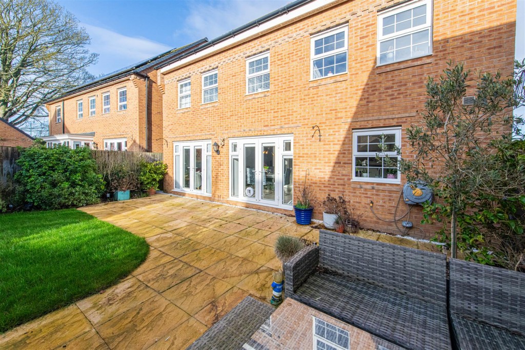 Images for Line Way, Earls Barton, Northampton EAID:oscarjamesapi BID:6